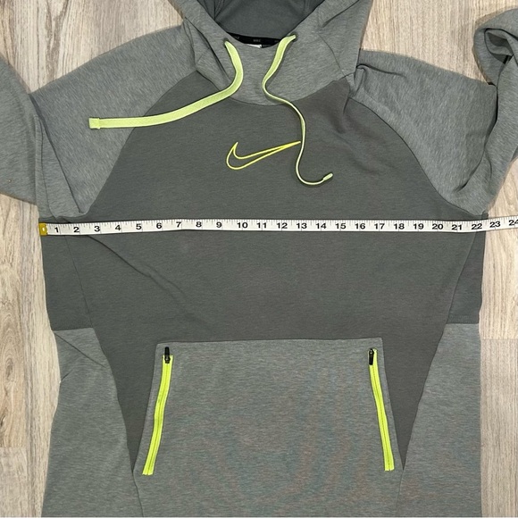 Nike Men’s Gray Therma-FIT Pullover Pullover Hoodie Sweatshirt Zip Pocket Size L - Picture 3 of 7
